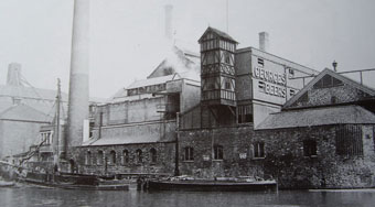 View of Georges' brewery in 1920s.